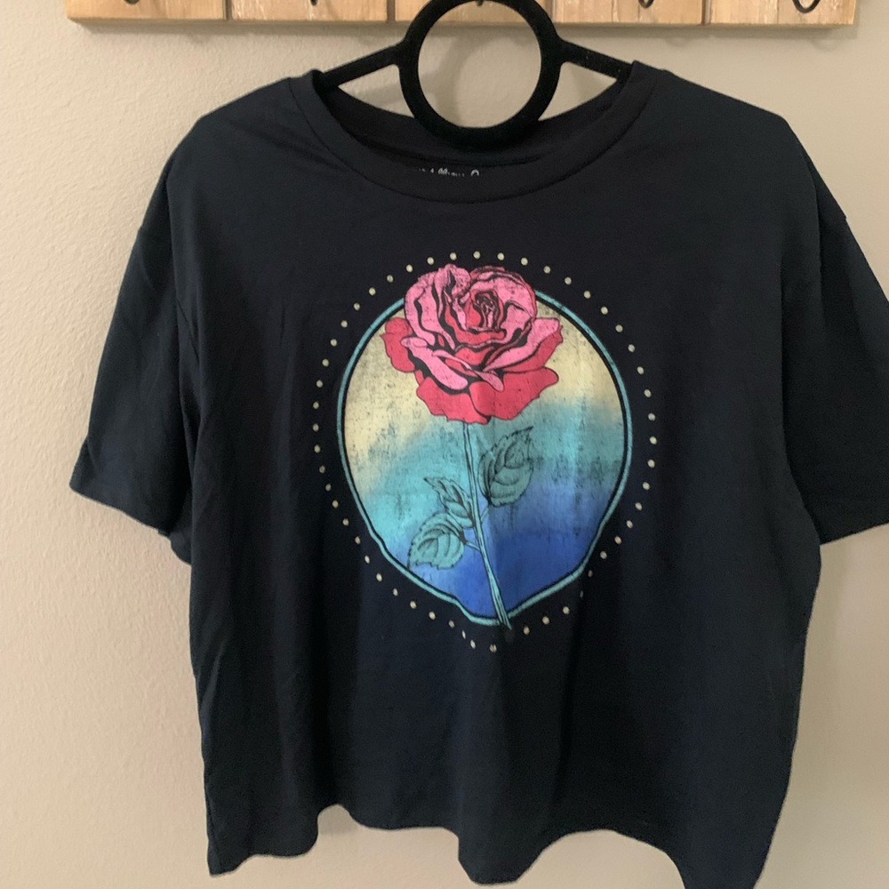 Juniors XL Rose Crop T